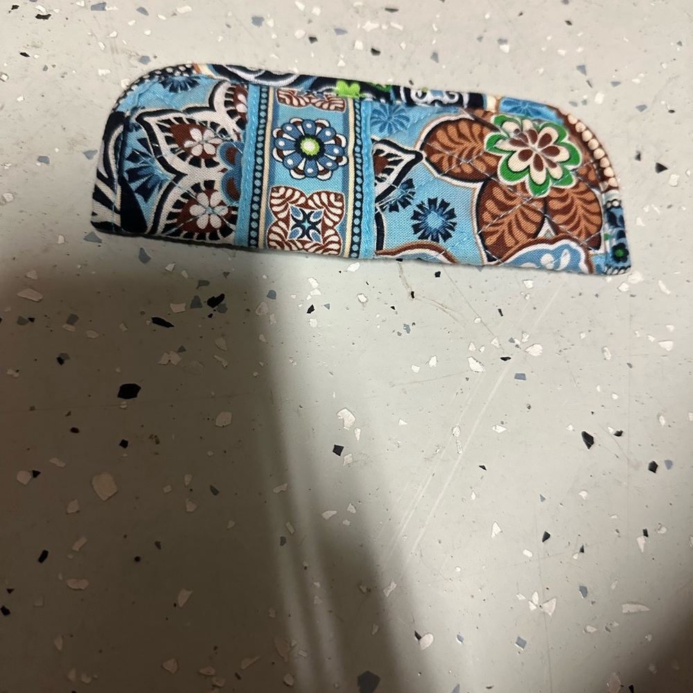 Vera Bradley Bali Blue Small Eyeglass Case in Aqua and Brown